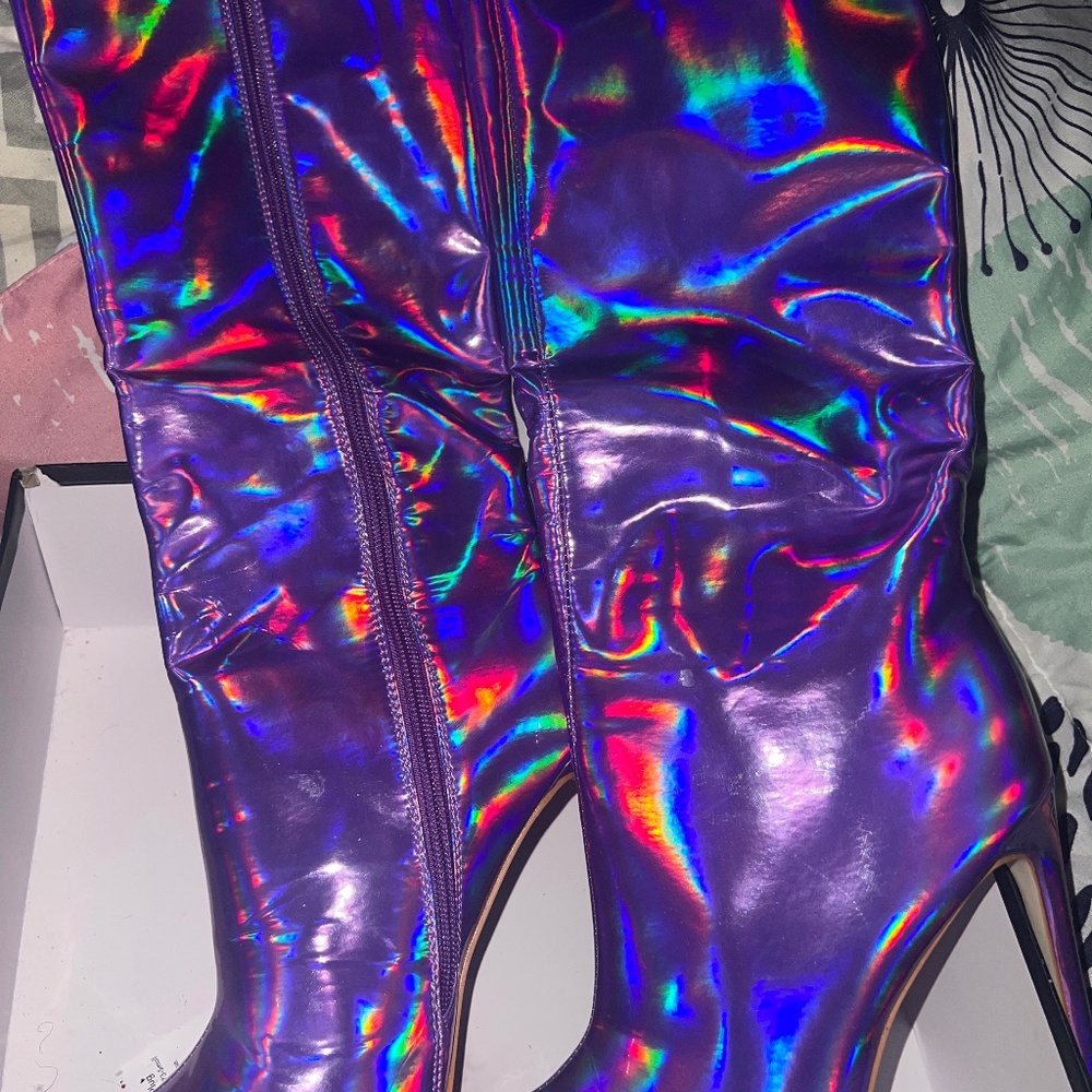 Metallic boots purple